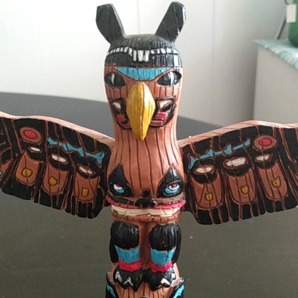 Totem Pole Alaska - Picture 6 of 7